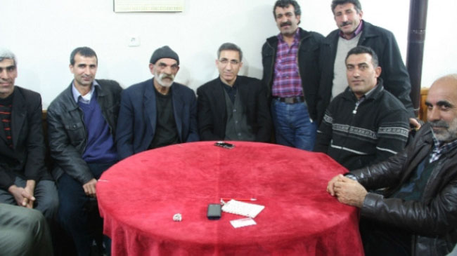 40 yıl sonra akrabalarına kavuştu