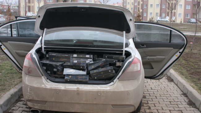 7 bin 800 paket kaçak sigara ele geçirildi