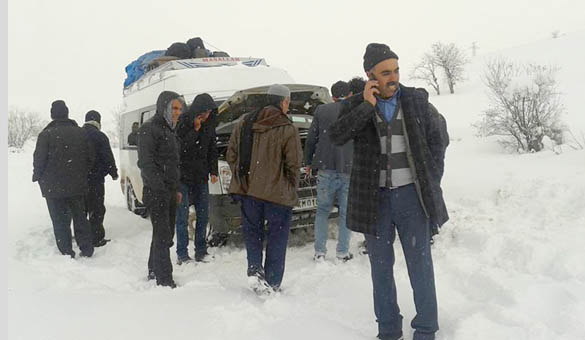 8 saat mahsur kaldılar!