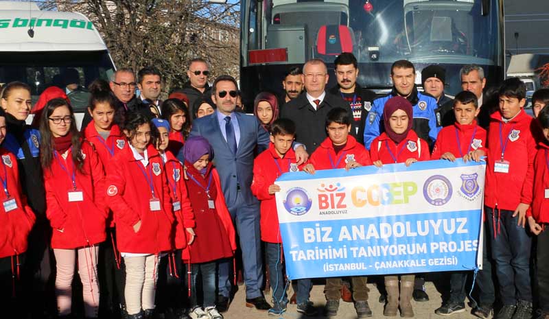 Öğrenciler İstanbul ve Çanakkale`ye uğurlandı