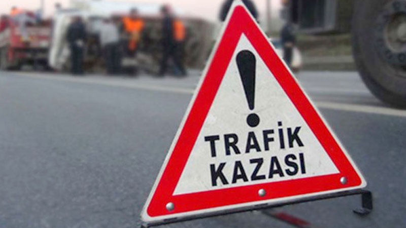 Trafik Kazası: 3 Yaralı