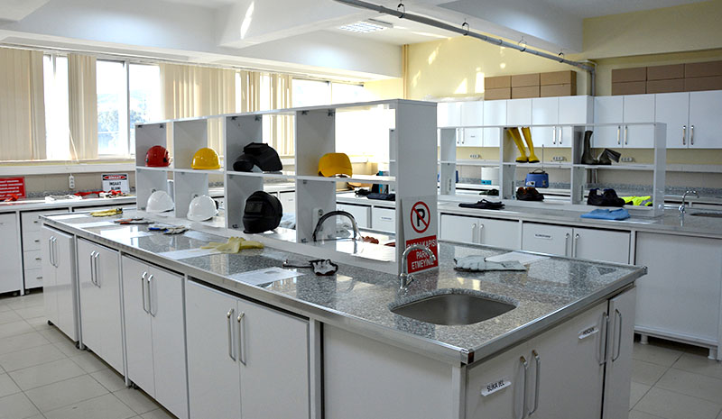 İKİ YENİ LABORATUVAR AÇILDI