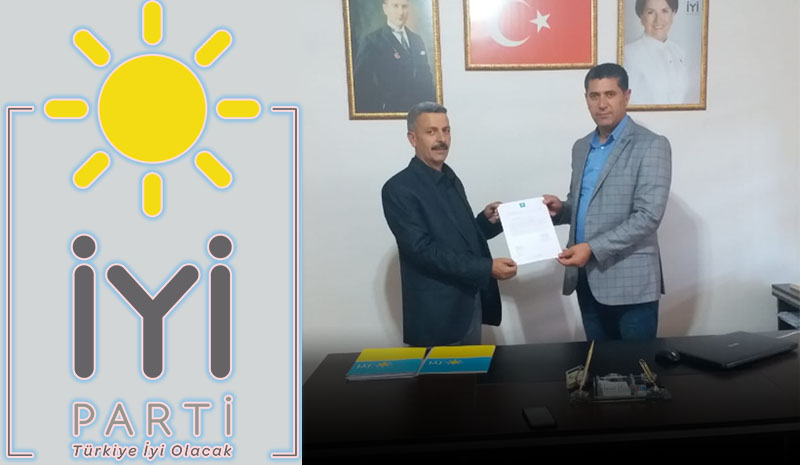 İYİ PARTİ`DE DEĞİŞİM SÜRÜYOR