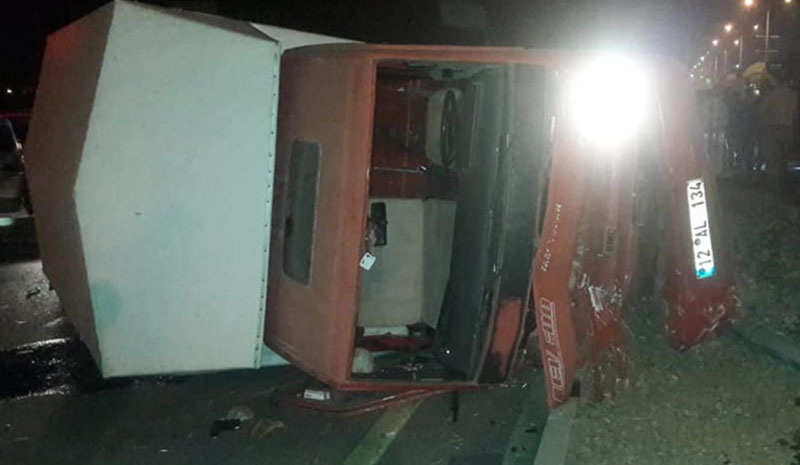 Otogar kavşağında kaza: 2 yaralı