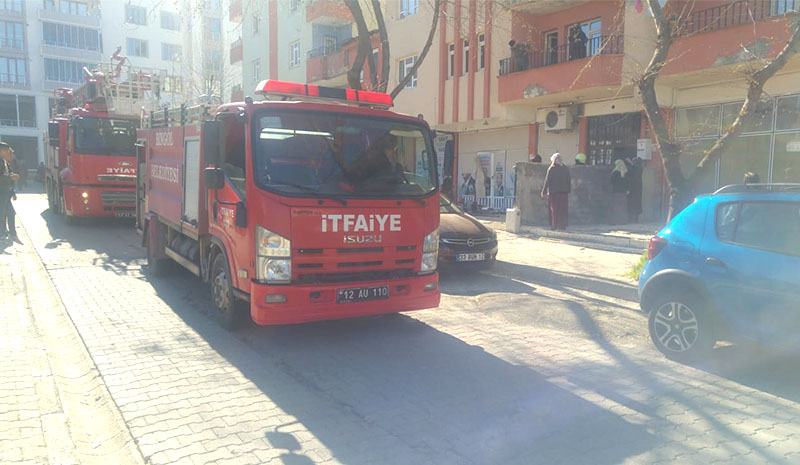 Çatı Yangını Korkuttu!