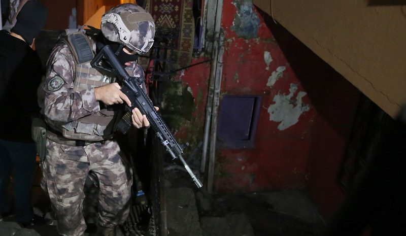 DEAŞ Operasyonu: 16 Gözaltı
