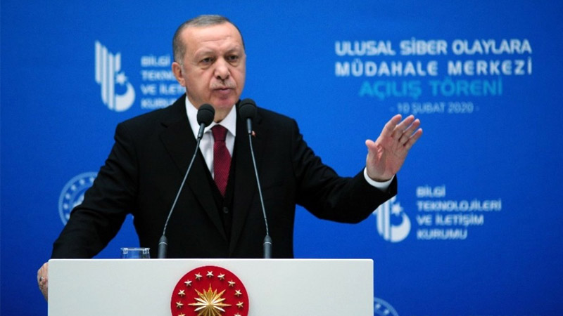 Cumhurbaşkanı Erdoğan`dan yerli teknoloji uyarısı