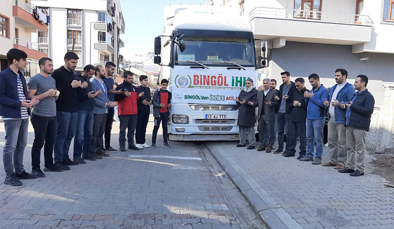 İdlib`e yardım malzemesi gönderildi