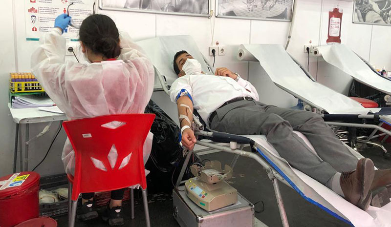 Karlıova Kaymakamı, kan bağışında bulundu