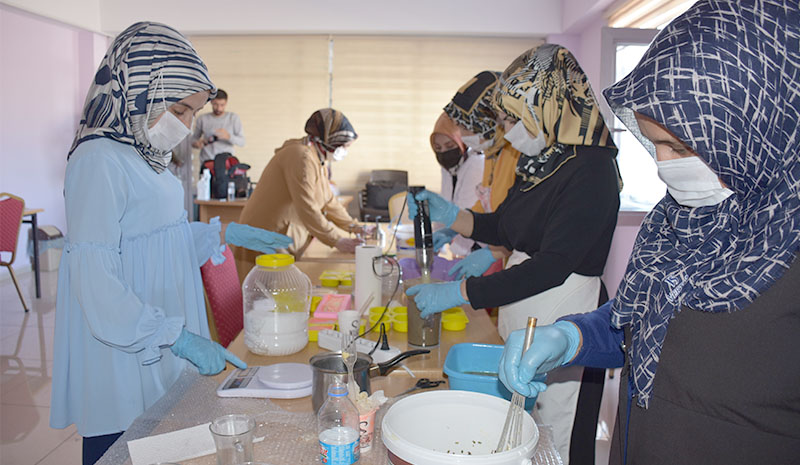 Kokulu taşlar kazanca dönüşüyor