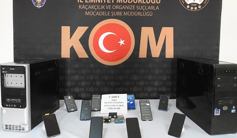 86 adet gümrük kaçağı cep telefonu ele geçirildi