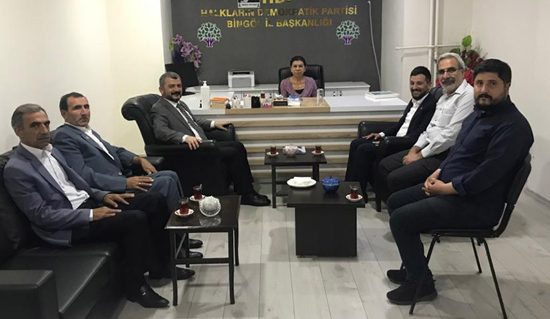SP`den HDP`ye taziye ziyareti