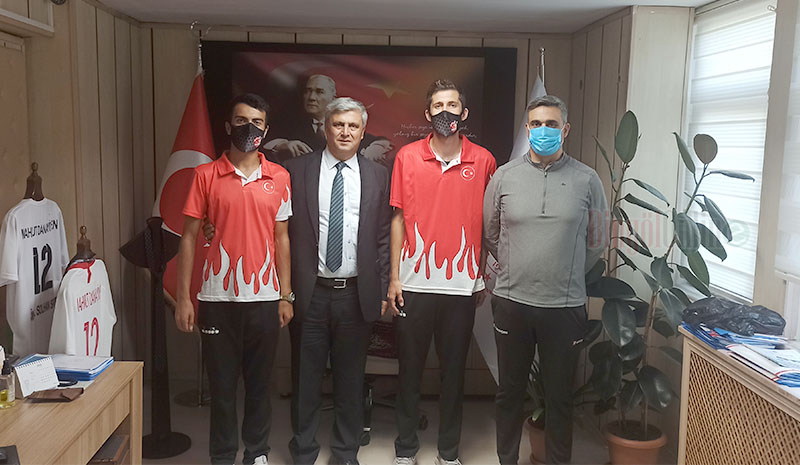 Şampiyon, İl Müdürünü ziyaret etti