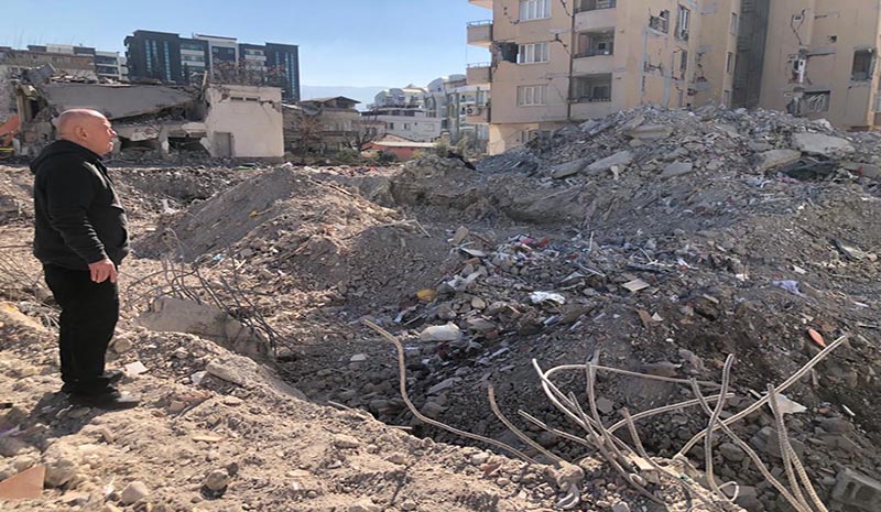 Depremde 15 Gazeteci Yaşamını Yitirdi