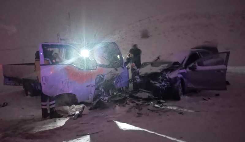 Bingöl`de feci kaza! 1 ölü, 6 yaralı