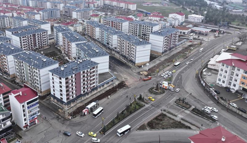 Kentsel dönüşüm alanındaki yollar trafiğe açıldı
