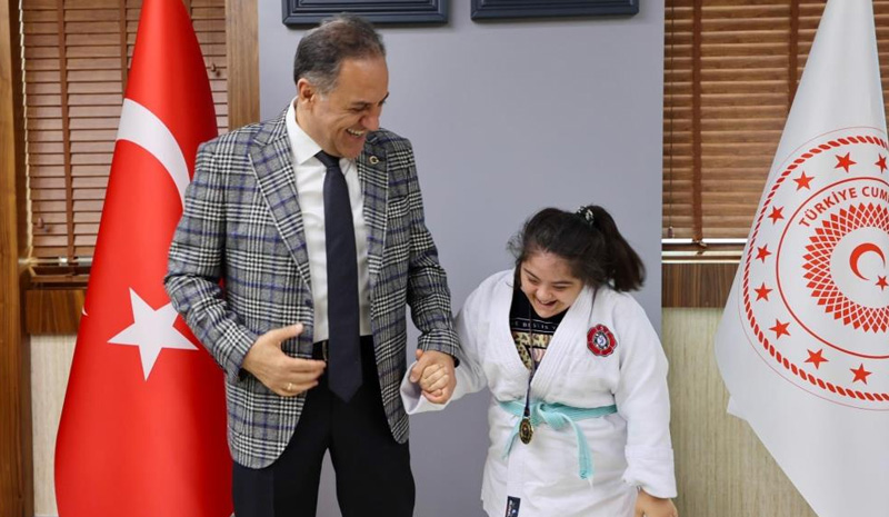 Türkiye`yi o temsil edecek!