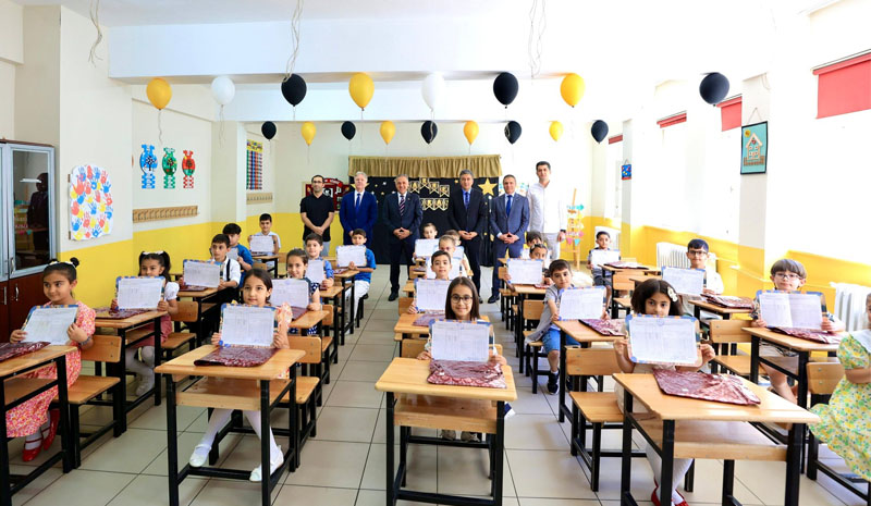 Bingöl`de 58 bin öğrenci için tatil başladı