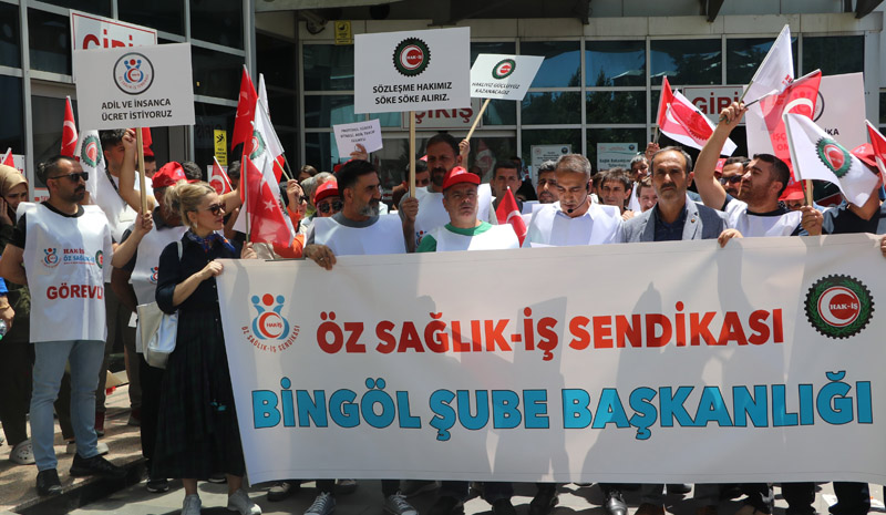 Bingöl`de işçi eylemi! 