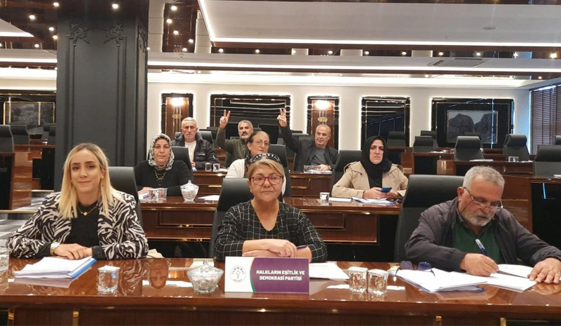 DEM Parti Önergesine Yanıt İstedi