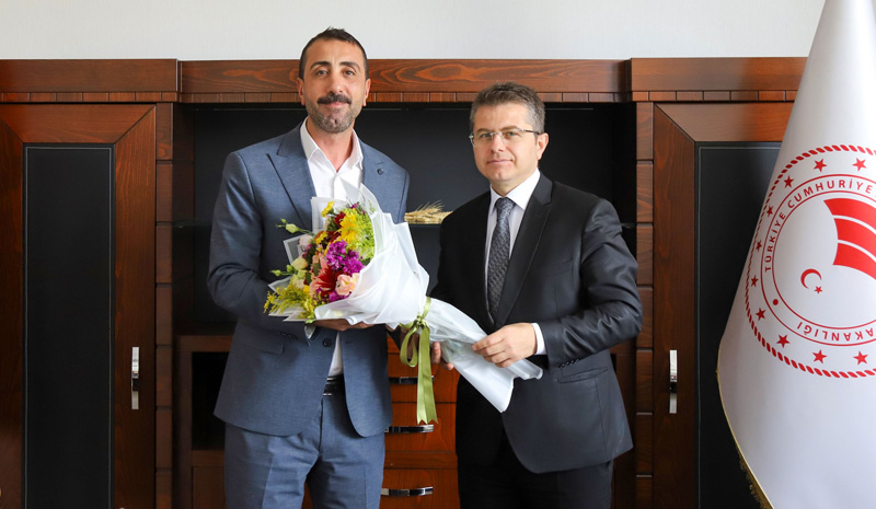 Bingöl Tarım`da devir teslim