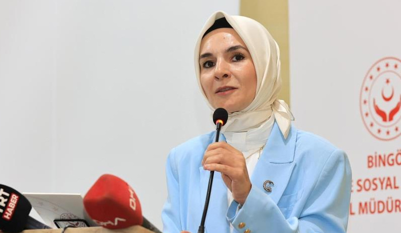 Bakan Göktaş Bingöl`de gönül elçileriyle buluştu