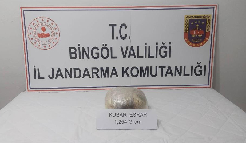 Bingöl`de 1 kilo esrar ele geçirildi, şüpheli serbest bırakıldı