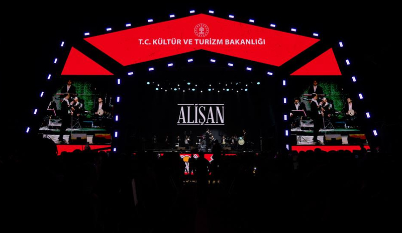 Bingöl`de binler ‘Bir Anadolu Şenliği`nde buluştu
