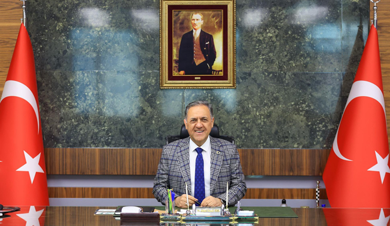 Vali Dr. Ahmet Hamdi Usta`dan Bingöl`e Duygusal Veda