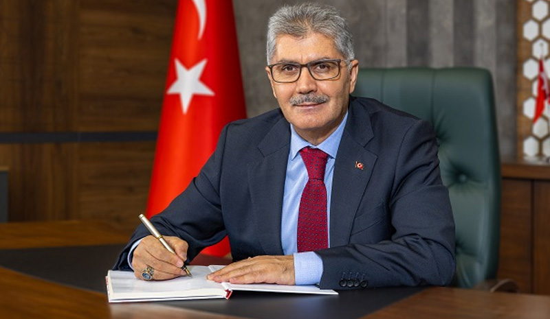 Vali Çelik`ten Anlamlı Çağrı: 