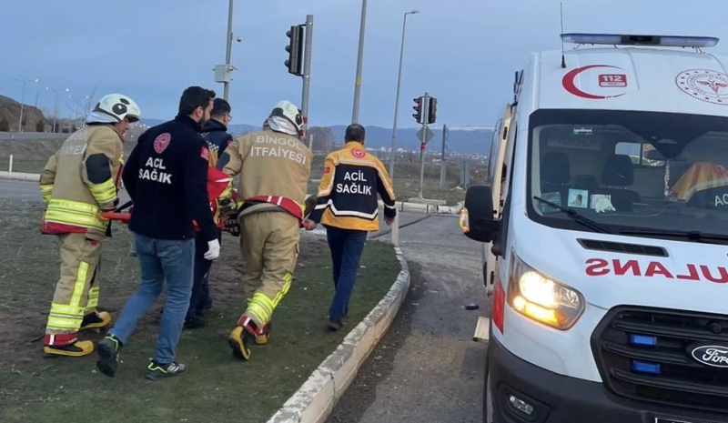 Bingöl`deki kaza anı kamerada!