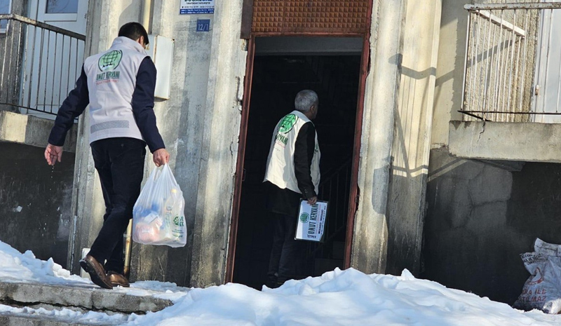 Umut Kervanı`ndan Genç`te Ramazan Seferberliği