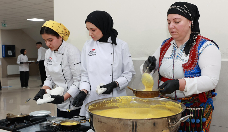 Genç şefler iftarda hünerlerini sergiledi
