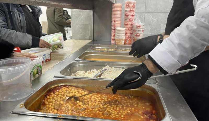 Bingöl`de her gün 2 bin 500 kişilik iftar yemeği