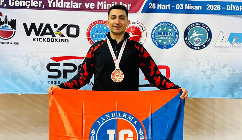 Bingöl`den Giden Üsteğmen Türkiye Şampiyonu Oldu