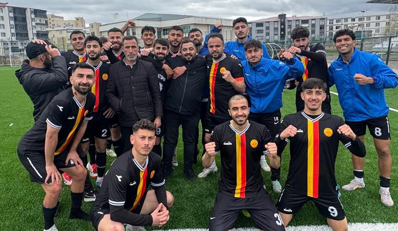 Genç Muratspor BAL`da Kaldı
