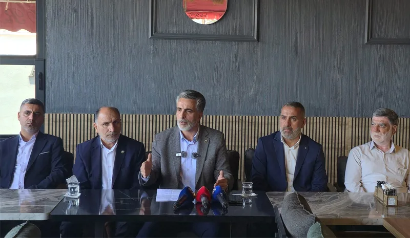 Emiroğlu: Emekli de çiftçi de geçinemiyor