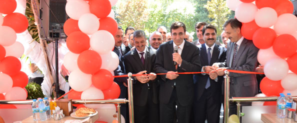 Ağa sofrası ve simit sarayı törenle açıldı