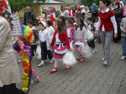 Bahar şenliği velileri heyecanlandırdı