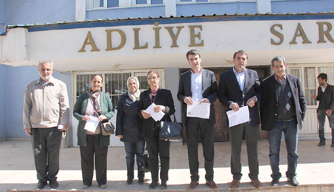 Bdp meclis üyeleri mazbatalarını aldı