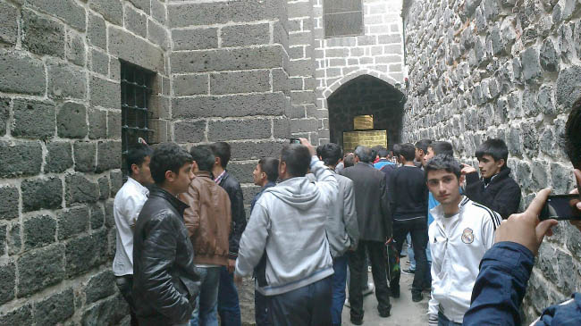 Bingöllü öğrencilerin diyarbakır gezisi