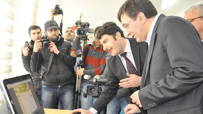 Biz sorunları çözmekten yanayız