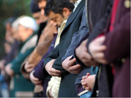 Cuma namazı 12.00`da kılınacak