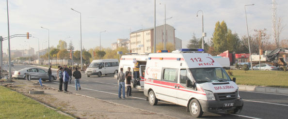 Düzağaç kavşağı`nda kaza!