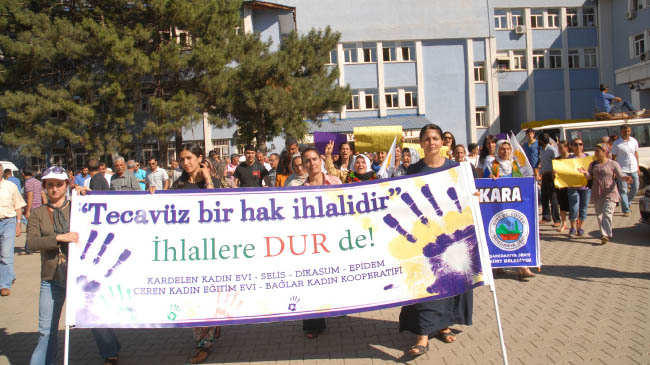 E.a olayı protesto edildi
