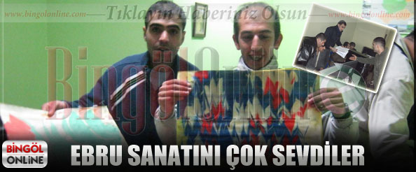 Ebru sanatıyla sosyalleşiyorlar