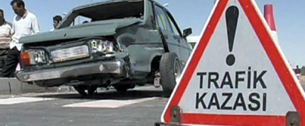 Ekinyolu`nda kaza: 3 yaralı