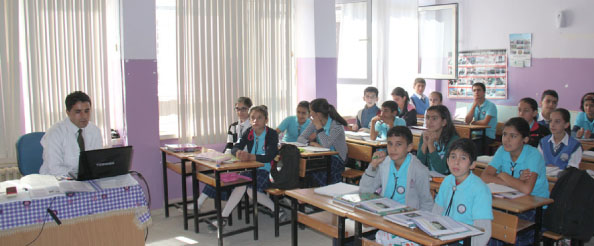 Elektronik oyla başkanlarını seçtiler