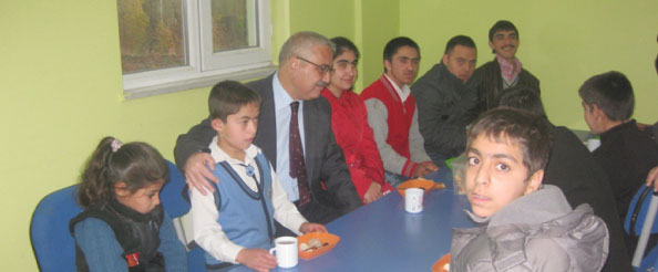 Engelli okullarına ziyaret