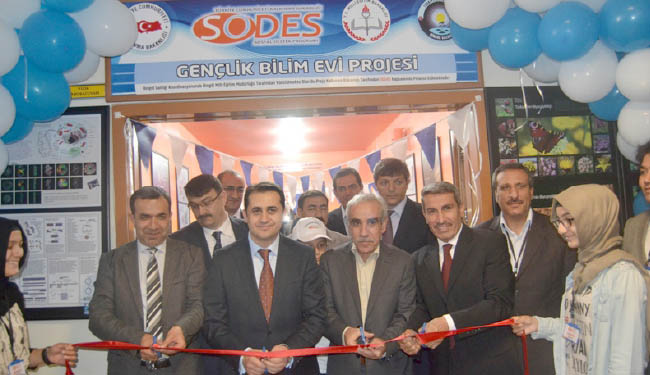 GENÇLİK BİLİM EVİ BÜYÜK İLGİ GÖRDÜ